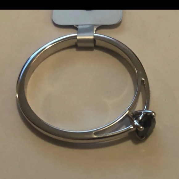 Genuine 1/3 Carat Black Diamond Ring - Picture 3 of 5